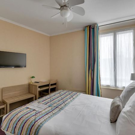 אנז'ה Hotel De L'Europe מראה חיצוני תמונה