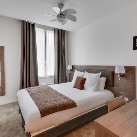אנז'ה Hotel De L'Europe מראה חיצוני תמונה