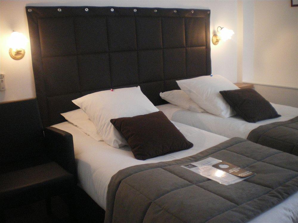אנז'ה Hotel De L'Europe מראה חיצוני תמונה