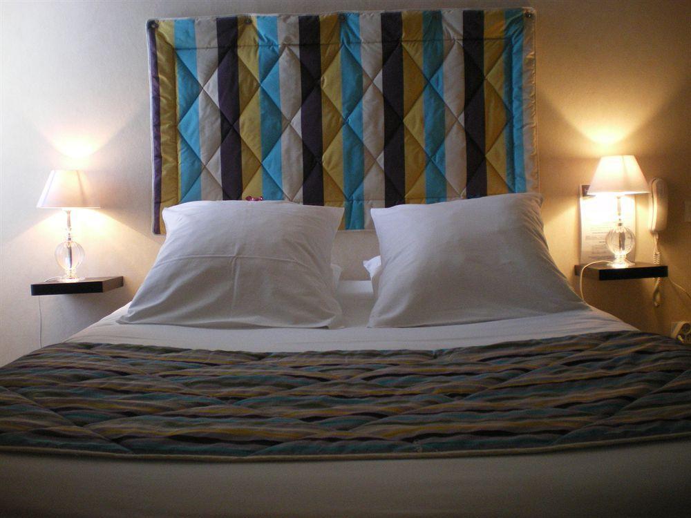 אנז'ה Hotel De L'Europe מראה חיצוני תמונה